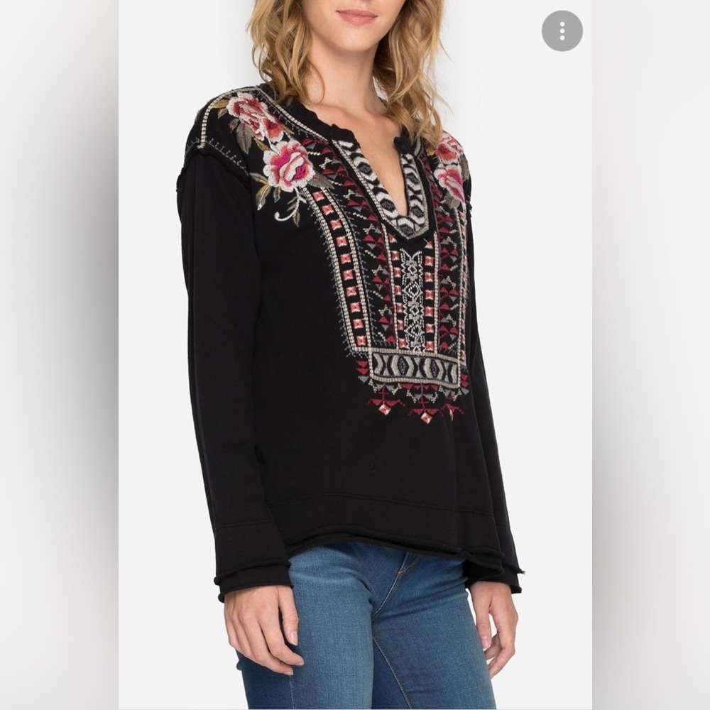*SOLD* Johnny was ISSORIA POP-OVER SWEATSHIRT size small